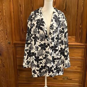 White black floral jacket sz 22